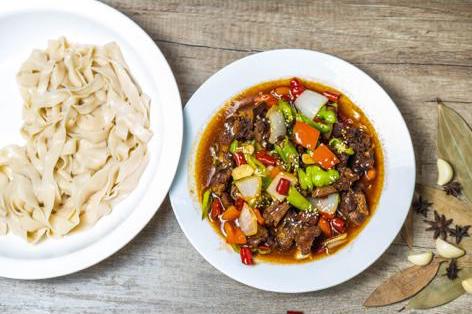 Braised Oxtail Noodles